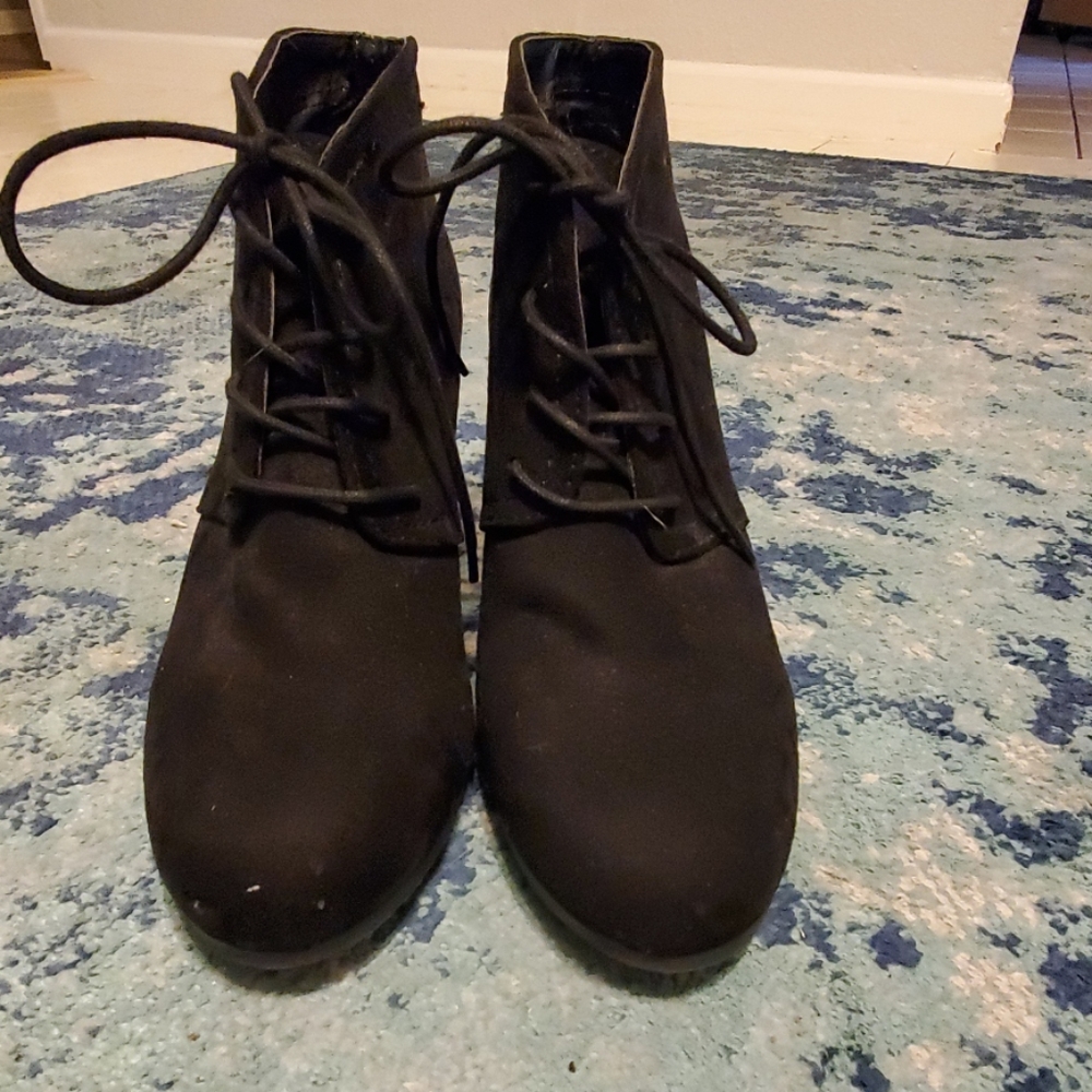 Ankle booties